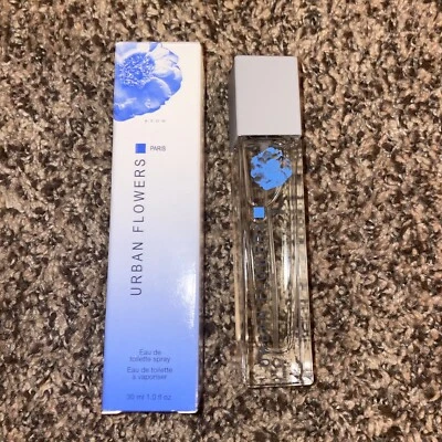 Avon Urban Flowers Paris Eau De Toilette Spray - 1.0 fl. oz. Foto 1 de 4