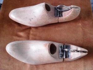 Alte Forma für Schuhe IN Holz, Swivel - Picture 1 of 2