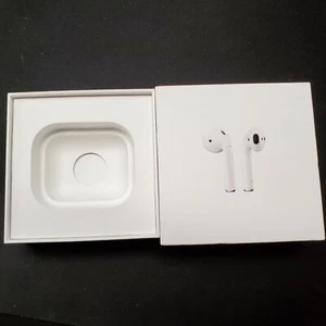  2X Apple AirPods (2da generación) solo caja sin accesorios sin manual de instrucciones - Imagen 1 de 8