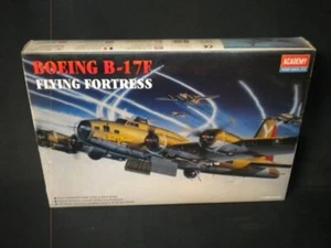 Academy Boeing B-17F Flying Fortress 1/72 Bausatz - Bild 1 von 1