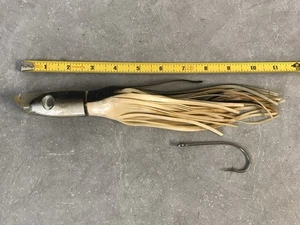 Tintenfischköder Hawaiian Big Game Trollingköder Marlin Thunfisch Mahi 11 Zoll schwarz & weiß - Bild 1 von 5