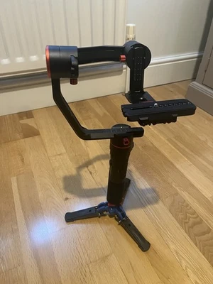 FeiyuTech A2000 3-Axis Gimbal for SLR Cameras - Image 1 of 2