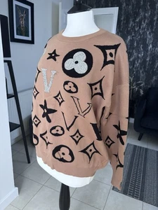 MISS CHARM PARIS .. Tan Jumper with Black & Silver Beaded Detail Sz 16/18 - Picture 1 of 6