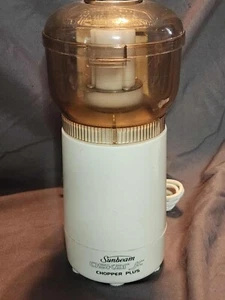 Sunbeam Oscar Oskar Jr. Zerkleinerer Plus Küchenmaschine 14131 getestet 210 Watt - Bild 1 von 3