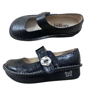 Alegria By PG Lite Store PAL-531: Women's Paloma Black Embossed Rose Flat 35 - Picture 1 of 10