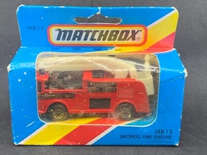 Matchbox MB 13 Snorkel Fire Engine (Macau) - Picture 1 of 6