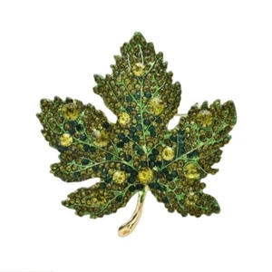 Green Crystal Maple Leaf Brooch Gold Tone - Picture 1 of 1