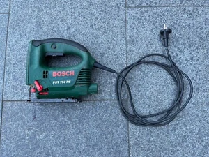 Bosch PST 750 PE Stichsäge + Sägeblatt - Bild 1 von 4