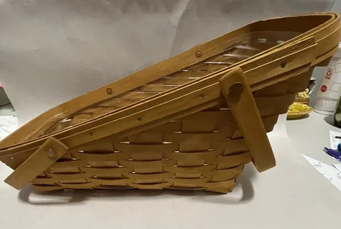 LONGABERGER ANGLED BASKET  1997 VINTAGE INCLUDES PLASTIC LINER Bread Basket Cover