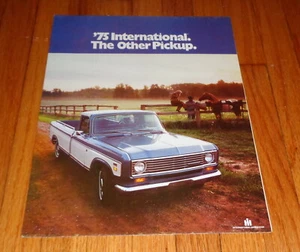Original 1975 International Pickup Verkaufsprospekt Katalog 150 200 Travelette - Bild 1 von 2