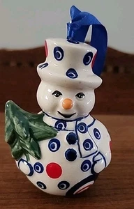 Polnische Keramik Schneemann Ornament mit blauem Band - Bild 1 von 6