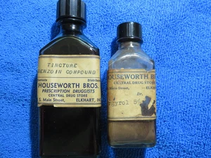 2 Vintage HouseWorth Bros. Drogerie Flaschen Elkhart Ind. mit etiketten - Bild 1 von 15