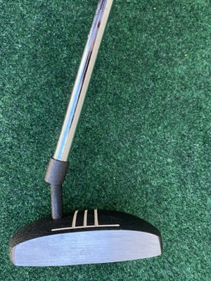 Lynx MBA II Backwards Mallet Style RH 35” Putter - Image 1 of 4