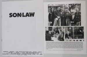 Press Kit Immagini Hollywood Foto e Note Produzione "Son-in-Law" - Foto 1 di 1