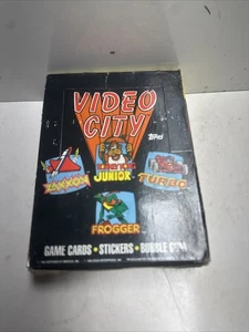Vintage 1983 Topps Video City Arcade Trading Cards Sticker Full Wax Box 36ct - Bild 1 von 6