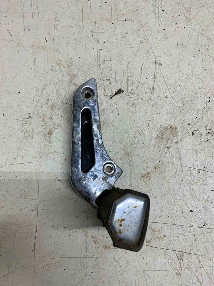 Yamaha Virago 700 1985 OEM clavija de pasajero lateral izquierdo Foto 1 de 2