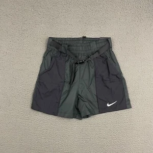 Nike Shorts Womens Medium Loose Fit Black Woven Belted Hiking Activewear Sports - Picture 1 of 11