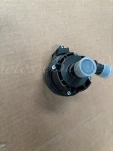 144B06803R Pompe à eau additionnel électrique pour moteur RENAULT 1.3 TCe - Picture 1 of 4