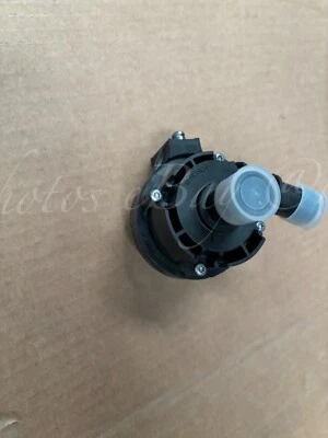 144B06803R Pompe à eau additionnel électrique pour moteur RENAULT 1.3 TCe - Image 1 of 4