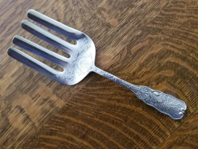 Gorham Saint St. Garfo Cloud prata esterlina espargos corte brite 9 1/4" - Imagem 1 de 3