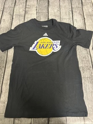 NUEVO CON ETIQUETAS Camiseta Adidas Los Angels Lakers XL 18 Negra Camiseta Manga Foto 1 de 4