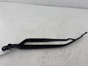2011 - 2017 Lexus CT200H Front Left & Right Windshield Wiper Arm Set OEM - Picture 1 of 6