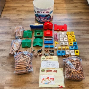 Lincoln Logs HUGE Lot over 600 Pieces Logs Roof Doors Windows Figures Animals - Picture 1 of 11