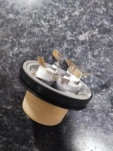 Steamer Resistor 900W 240V, 14SN ,With Gasket - Picture 1 of 5