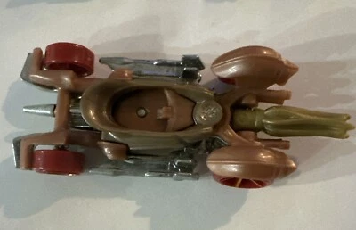 Vehículo Fangore Hot Wheels Battle Force 5 con dos armas a presión Foto 1 de 4