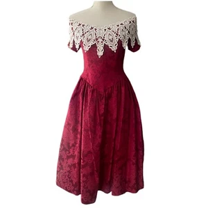 Abito vintage Scott McClintock rosso scuro damascato XS S 2 4 pizzo spalle scoperte basco - Foto 1 di 15