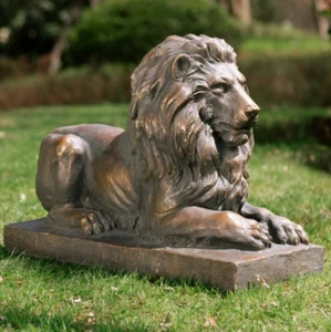 Guardian Lion Garden Sculpture Entrance Statue Bronze Finish Door Regal Figurine - Picture 1 of 7