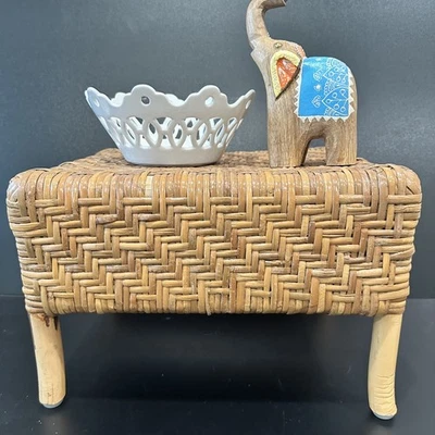 Vintage MCM Wicker Rattan Foot Rest Stool Ottoman Plant Stand bamboo-style frame - Image 1 of 4