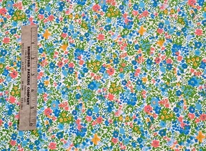 Large Scrap of Vintage Cotton Broadcloth Fabric for Quilting, Crafting - Picture 1 of 1