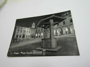 AREZZO piazza grande ( notturno ) - viaggiata con francobollo,1956 - - Picture 1 of 2