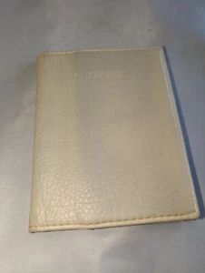 Dior Beauty PASSPORT HOLDER Ivory Faux Pebble Leather, Padded - Picture 1 of 14