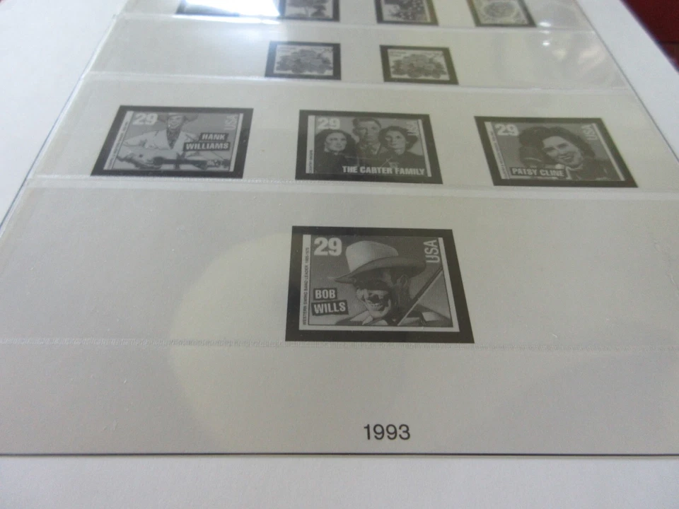 Páginas sem dobradiças Lindner EUA com US$ 109,00 rosto abaixo de 70% - Imagem 1 de 1