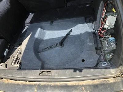 BMW E39 WAGON TOURING 540iT 528iT 525iT 1999-2003 maletero carga cubierta de neumático de repuesto Foto 1 de 2