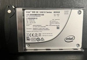 Intel SSD DC S3610 Series 800 GB SSDSC2BX800G4 2.5" 6Gb/s SATA SSD - Afbeelding 1 van 3