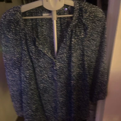 Túnica Liz Claiborne Feminina Transparente Azul Grande Aquarela Manga Longa Decote V - Imagem 1 de 4