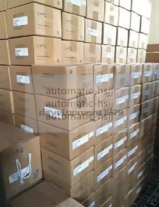 1PCS NEW Yaskawa AC SERVO MOTOR SGMA5A312 SGM-A5A312 - Picture 1 of 1