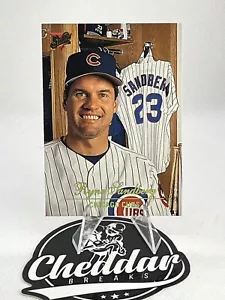 1994 Studio Baseball Card #63 Ryne Sandberg - Picture 1 of 2