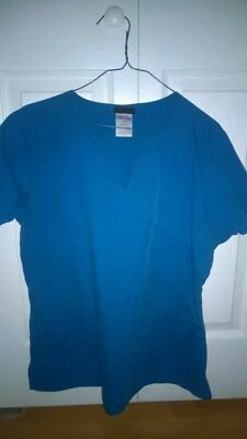 Blusa Médica Baby Phat Teal Talla L Usada en Excelente Condición Foto 1 de 2