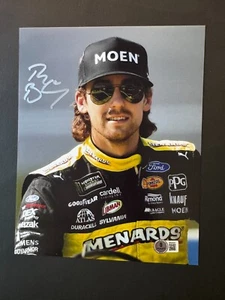 Foto firmada autografiada por Ryan Blaney Hot campeón de Nascar 8x10 Beckett BAS certificado de autenticidad - Imagen 1 de 1