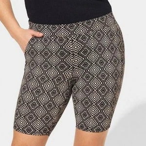 Pantalones Cortos Bicicleta Torrid 0X LG Negro Tostado Geo 9 Pulgadas Firma Bolsillos Cintura Plus Nuevos - Imagen 1 de 3