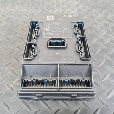 Honda CR-V Mk5 (RT68) 2021 2.0 Hybrid Central Body Control Module 38800TLCE711M1 - Image 1 of 4