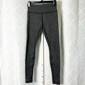 #43 LULULEMON sz 4 Gray Black Knit Chevron Textured High Waist Leggings - Picture 1 of 9