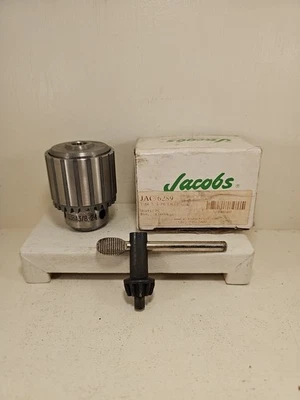New Jacobs Chuck 33ba3/8-24 3/8-24 mounting thread with key 1/2" capactity - Image 1 of 4