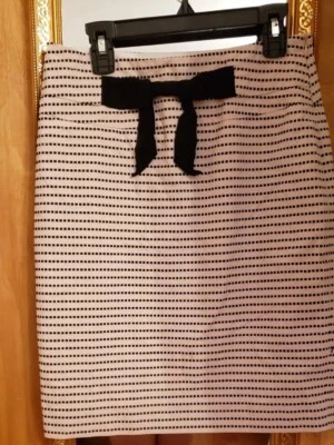 Forever 21 Cream Black skirt stripe Size Small - Image 1 of 4