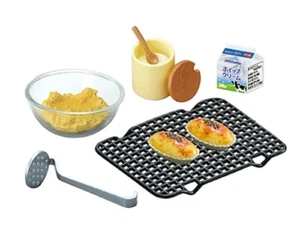Re-ment Miniaturas Pequeños Dulces Recetas Camote Pasteles Leche Refrigerador Estante -#4 - Imagen 1 de 4