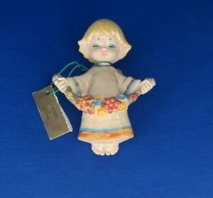 New Vintage 3.5" ANGEL CHILD With Flowers Ornament Fontanini By Roman - Picture 1 of 6